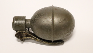 Poľský útočný ručný granát vzor 33