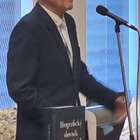 5.	Riaditeľ Literárneho fondu JUDr. Ladislav Serdahely s publikáciou „Biografický slovník slovenských archivárov“ 