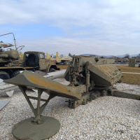 Odpaľovacia rampa SM-90 z protilietadlového raketového kompletu  S-75M Volchov