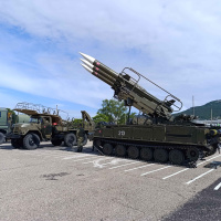 Statická ukážka techniky v areáli VÚ 4405