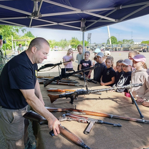 Prezentácia stánku VHÚ-VHM na DOD VÚ 4405