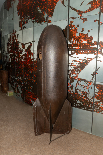 BOMBOVÝ KONTAJNER C 500 alebo C 500 II SO ZÁPALNOU SUBMUNÍCIOU (Streubrand C 500 bzw. C 500 II) 