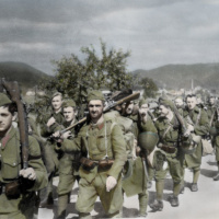 10. V. taktická skupina Ďumbier. Presun jednotiek V. TS na bojisko v Turci. Archív Múzea SNP. Foto (1944)