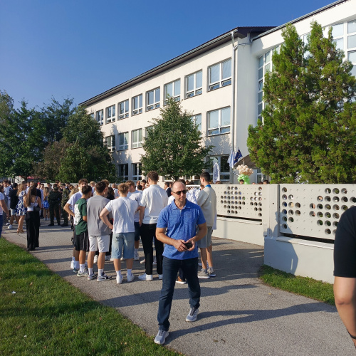 Otvorenie prvej triedy s vojenským zameraním na Slovensku v Sečovciach - 1