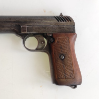 3. 9mm armádna pištoľ vzor 22