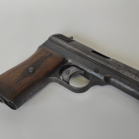 2. 9mm armádna pištoľ vzor 22