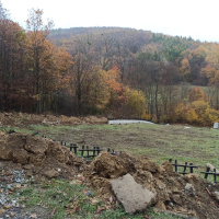 Pamätné miesto s pomníkom Tokajíckej tragédie - rekonštrukcia -október 2022 - 1