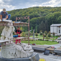 Pamätník Tokajíckej tragédie - obnova poškodeného súsošia - september 2024 - 2
