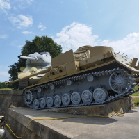 12. Ošetrovanie exponátov vystavených na pomníku TARAN