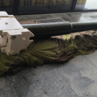 17. Kanón z veže tanku T-34-85 umiestnený v expozícii Vyhliadkovej veže na Dukle