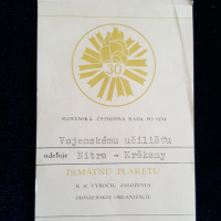 2. Pamätná plaketa k 30. výročiu vzniku Pionierskej organizácie