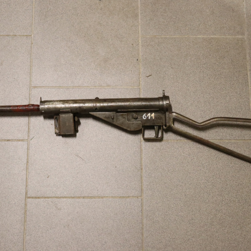 9 mm nemecký samopal MP 3008