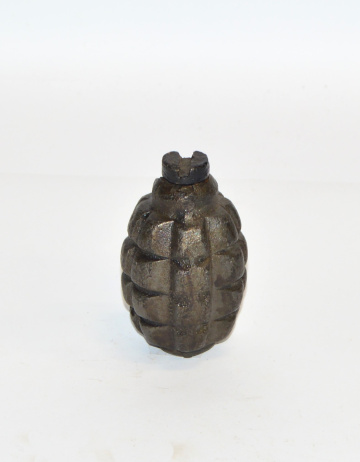 Obranný ručný granát F-1