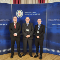 2. Slovenská delegácia na konferencii CSWG (zľava): Mgr. Matej Medvecký, PhD., plk. Mgr. Miloslav Čaplovič, PhD. a Mgr. Peter Chorvát, PhD. 