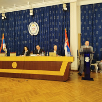 4. Plk. Mgr. Miloslav Čaplovič, PhD. (druhý zľava) počas moderovania posledného vedeckého panelu konferencie.