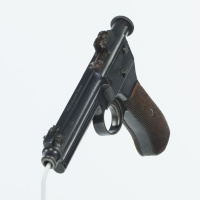 2. 8mm rakúsko-uhorská pištoľ Roth Steyr M1907