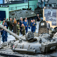Riaditeľ VHÚ sprevádza vzácnych hostí expozíciami VHM Piešťany - Hala H4