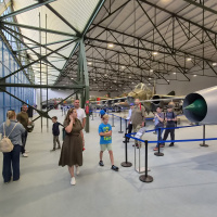 Návštevníci obivujú vynovenú expozíciu v hangári H1