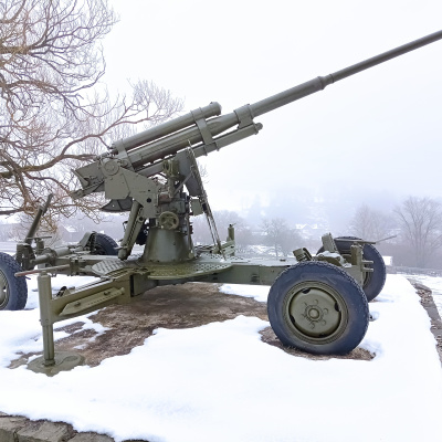 85 mm protilietadlový kanón vzor 1944 