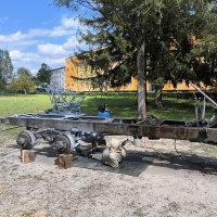 Renovácia podvozku na gardovom mínomete BM 13-16 v Parku bojovej techniky