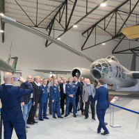 7. Prehliadka expozície v Hale H1