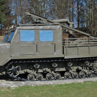 Stredný delostrelecký ťahač ATS 712