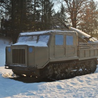 Stredný delostrelecký ťahač ATS 712