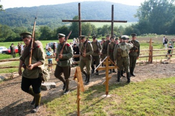 Spomienkový a pietny pochod Stebníkom a okolím
