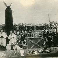 Zo slávnostného odhalenia pamätníka popraveným  slovenským vojakom v Kragujevci v roku 1924.