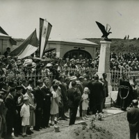 Pietna spomienka pri pamätníku a hroboch slovenských vojakov. Kragujevac, 21. jún 1938.