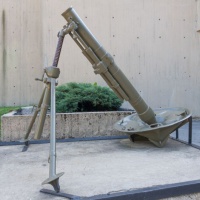 120 mm plukovný mínomet vzor 38 - areál Vyhliadkovej veže na Dukle - 2018