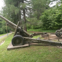 152 mm kanónová húfnica vzor 37 - areál Vyhliadkovej veže na Dukle - 2018