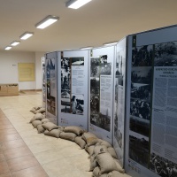 výstava Duklianske bojisko v premenách času 1944 – 2018  v expozícii Vyhliadkovej veže (október 2018)